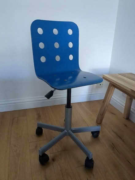 Photo of free Blue desk chair for kids (Osney OX2) #1