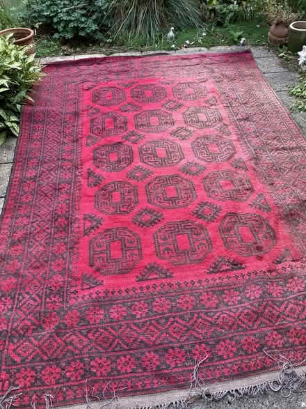 Photo of free Large Rug (Abingdon-on-Thames OX14) #1