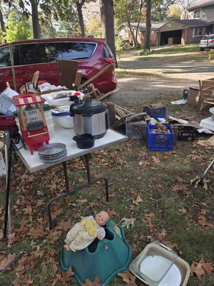 Photo of free Clearing out Parents home (Oak Park) #3