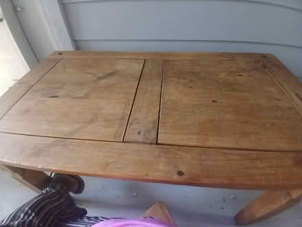 Photo of free Table for pick up today (Beaumont, Texas) #1
