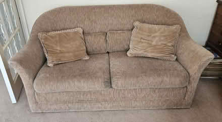 Photo of free Small bed settee (Bubbenhall CV8) #2