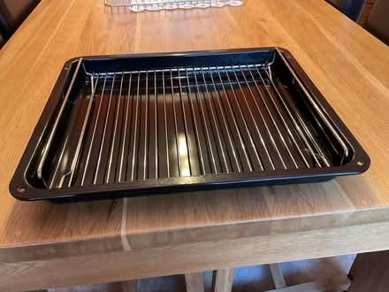 Photo of free AEG Enamel Grill Pan / Baking Tray (Doveridge) #1