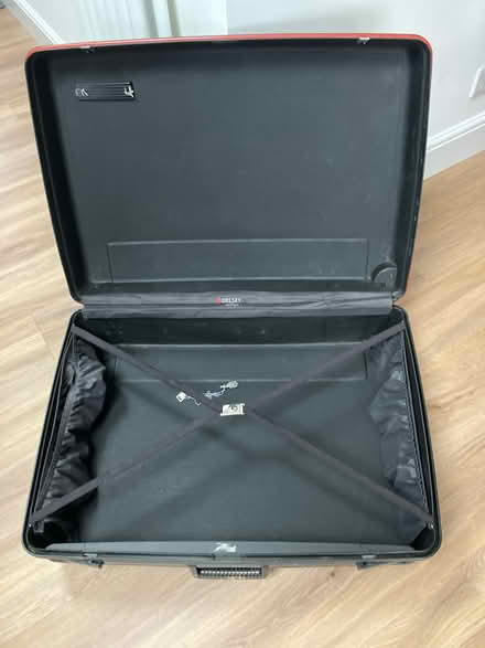 Photo of free Solid wheeled suitcase (Firswood M16) #3