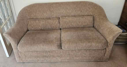 Photo of free Small bed settee (Bubbenhall CV8) #1