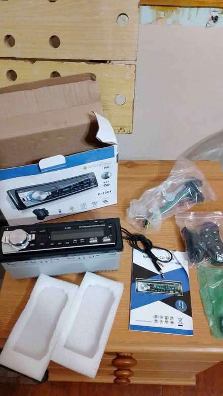 Photo of free Car stereo (Windsor SL4) #1