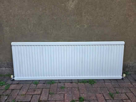 Photo of free Large single radiator (Trowbridge BA14) #1