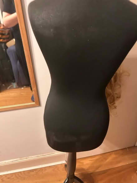 Photo of Mannequin (NW3 Hampstead) #1