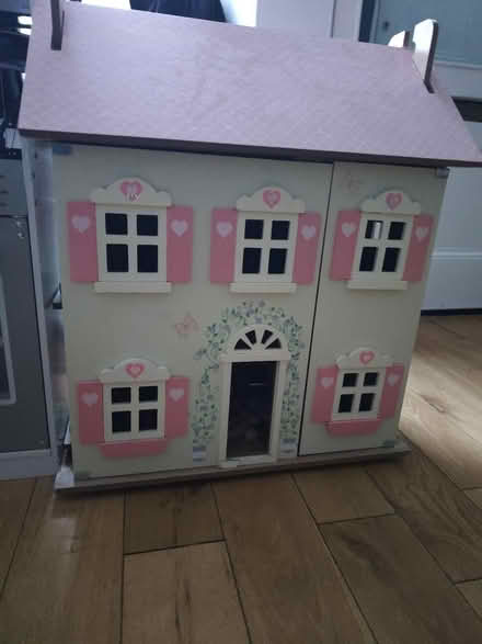 Photo of free Wooden doll house (EH9) #1