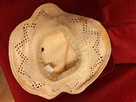 Photo of free Old sunhat (Kennington OX1) #2