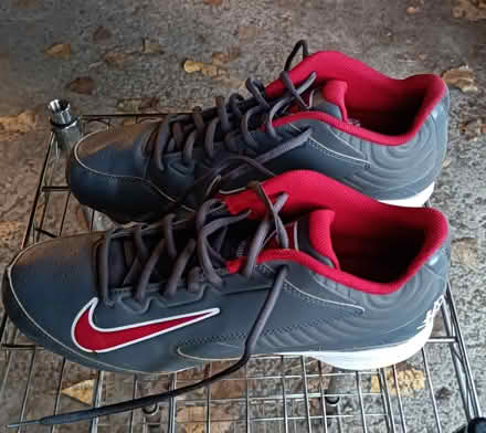 Photo of free Baseball Cleats (Ridgefield Park) #1