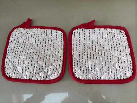 Photo of free Pan holders/oven mits - pair (Iffley Road OX4) #1
