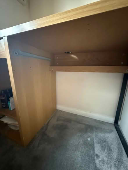 Photo of free Desk (SE39QU) #4