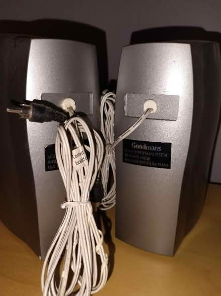 Photo of free Speakers 21cms high (Stopsley LU2) #2