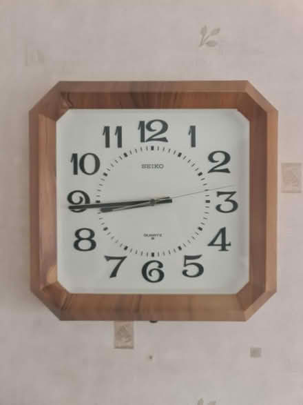 Photo of free Kitchen Clock (Great Sutton CH66) #1