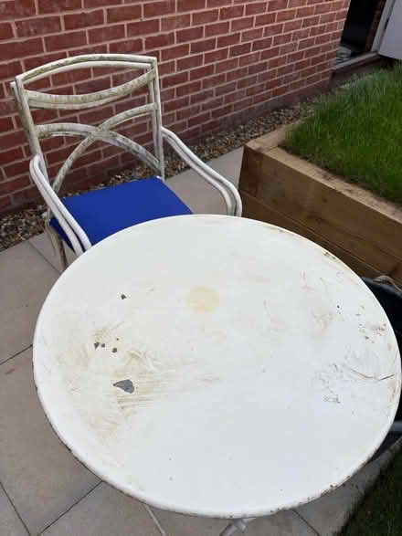 Photo of free Outdoor table and chairs (Drayton NR8) #1