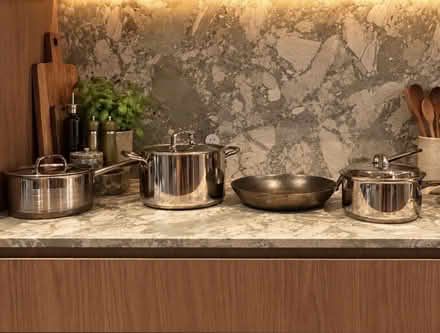 Photo of free Pots for (Balmain) #1