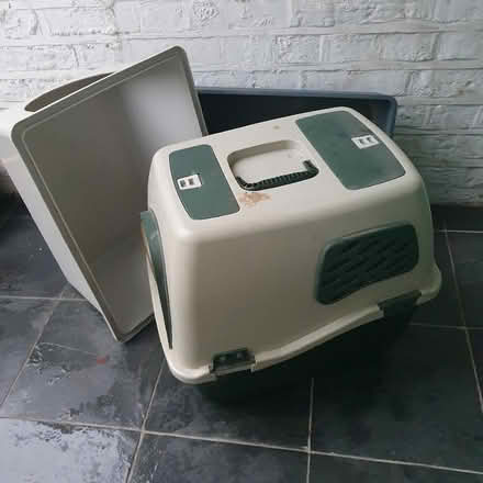 Photo of free Cat litter box (Shepherds Bush W12) #1