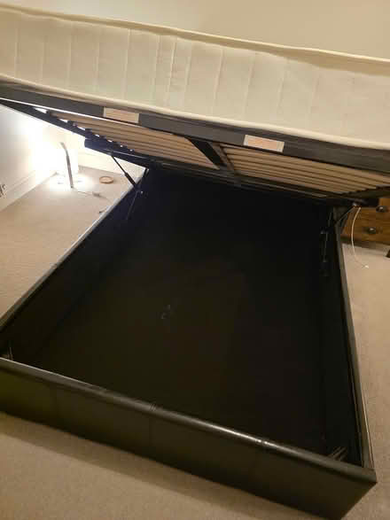 Photo of free Small double ottaman bed/mattress (Workingham RG40) #4