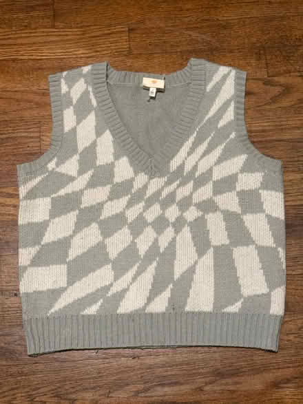 Photo of free Size Small Crop Sweater Vest (Clason Point Bronx NY) #1