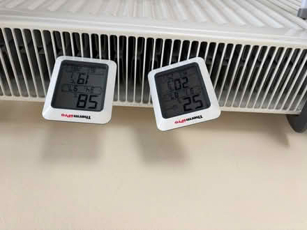 Photo of free Temperatur and humidity meter 2x (DA15 Sidcup) #1