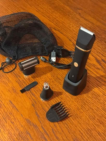 Photo of free Trimmer (Ha02nt) #1
