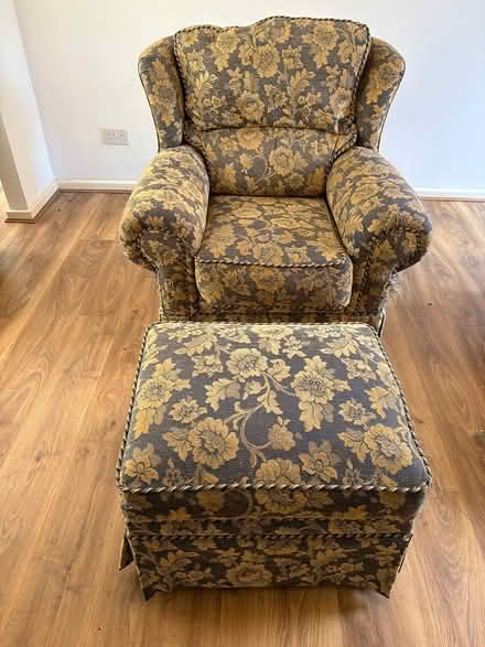 Photo of free Single Sofa with Footstall (Letchworth, SG6) #1