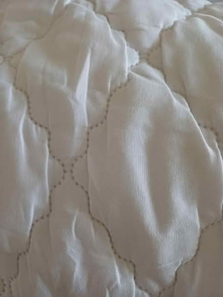 Photo of free Single duvet, topper and mattress protector (Moor Park HA6) #2