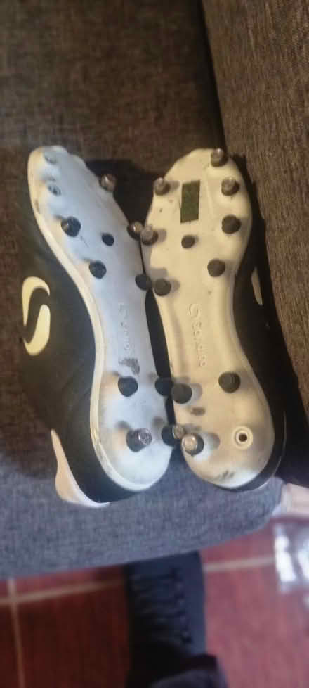 Photo of free Kids Football Boots (ilford IG1) #3