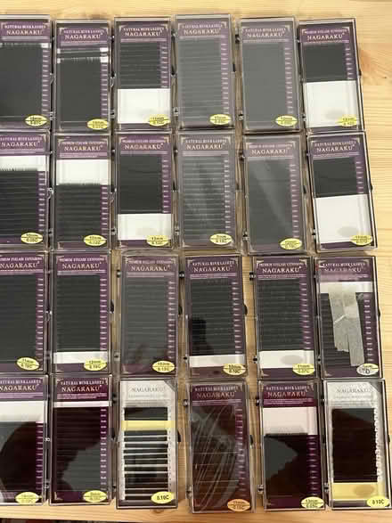 Photo of free Eyelashes extensions sets (Dunstable, LU5) #1