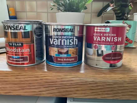 Photo of free 250ml tins of Ronseal varnish and stain (Kinnoull PH2) #1