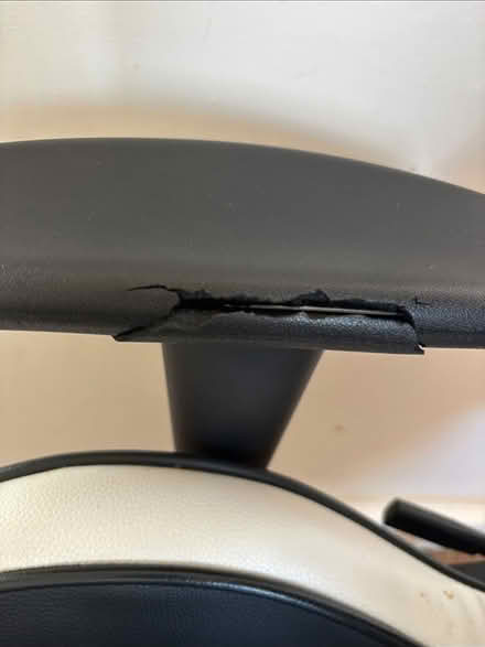 Photo of free Gaming chair (Hucknall NG15) #4