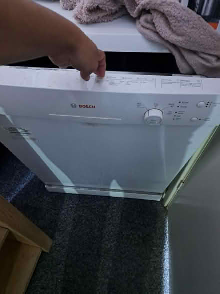 Photo of free Bosch serie 2 dishwasher (Leicester LE2) #1