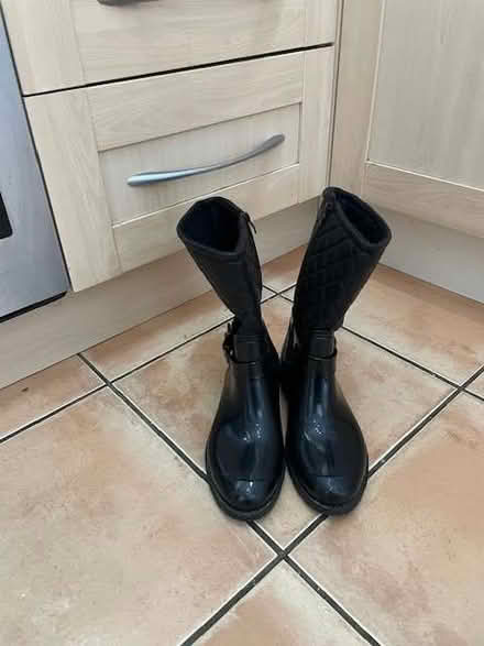 Photo of free Black boots (Wendover HP22) #1