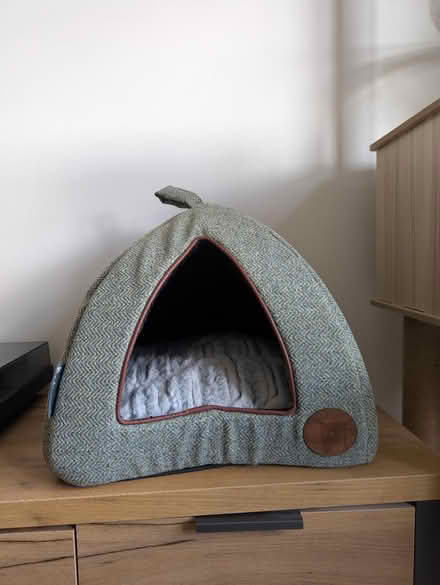 Photo of free Cat bed (10 min walk from Clapham South) #2