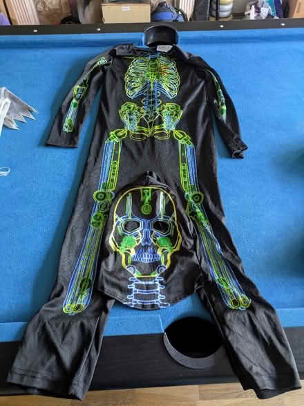 Photo of free Halloween costumes age 9-10 (Purley CR2) #3