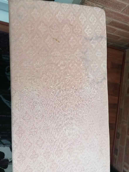 Photo of free Heavy Blanket box (Presteigne LD8) #2