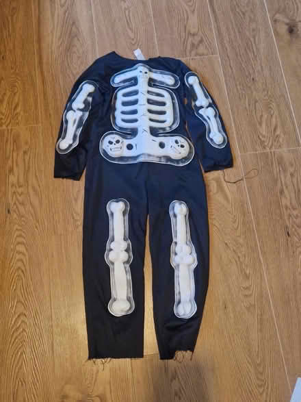 Photo of free Skeleton costume, 5-7 years (Gracemount EH16) #1