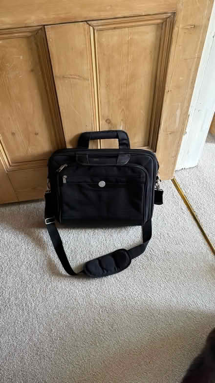 Photo of free Dell laptop bag (RG27 0NT) #1