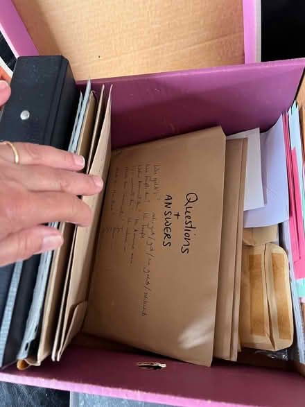 Photo of free Language flash cards in ring binders (Greaves LA1) #2