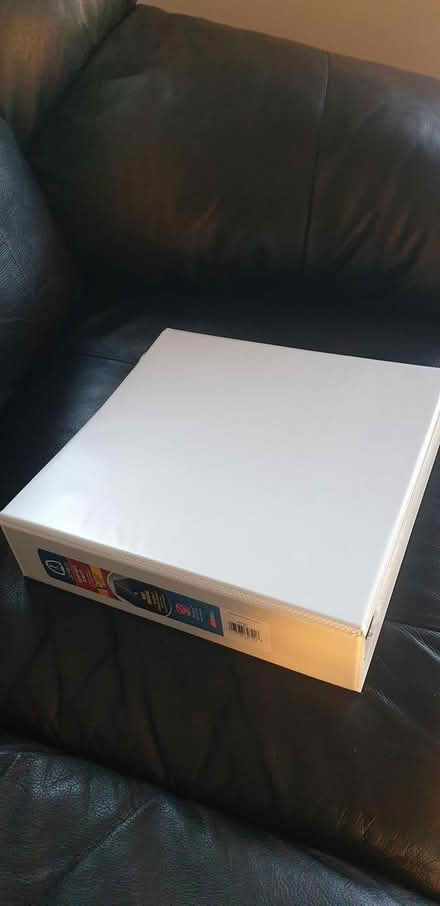 Photo of free Binder + sheet protectors (Erin Mills in Mississauga) #3