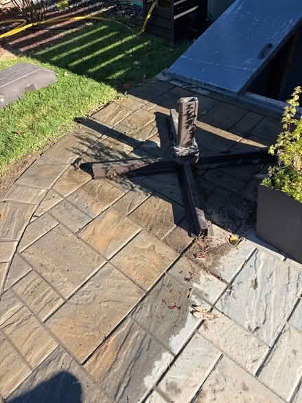 Photo of free SunVilla 10' Offset Umbrella (Leominster) #2