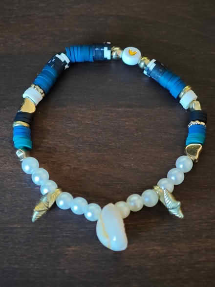 Photo of free Bracelet (Weedon NN7) #1