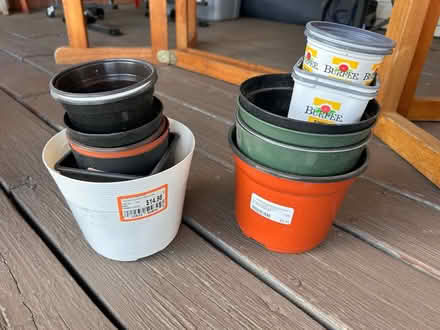 Photo of free Assorted plastic pots (Somerville) #1
