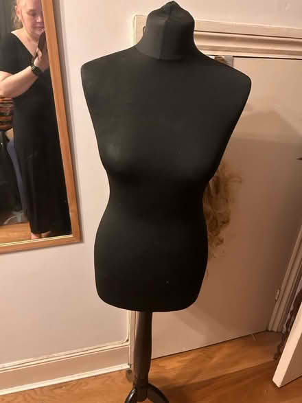 Photo of Mannequin (NW3 Hampstead) #3