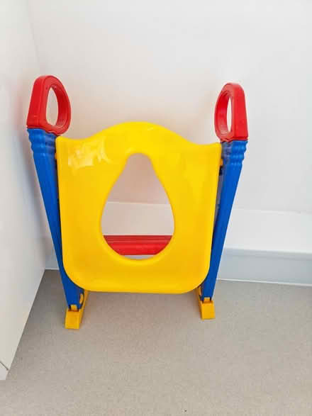 Photo of free Childs toilet seat (Arlesey SG15) #1