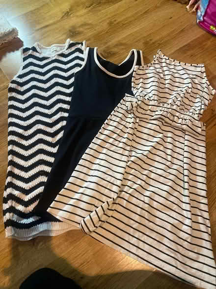 Photo of free Girls clothes bundle (Surrey quays SE16) #1