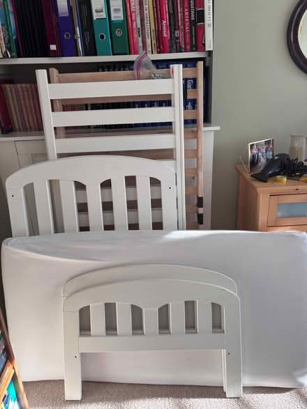Photo of free Baby cot converts to children’s bed (Bounds Green N11) #1