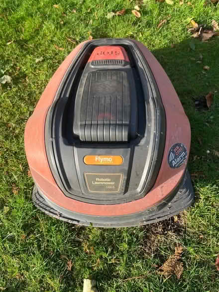 Photo of free Flynn robot lawnmower for parts (Beckley BH23) #1