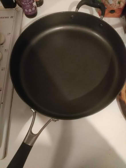 Photo of free Large non stick frying pan (Cutteslowe OX2) #1