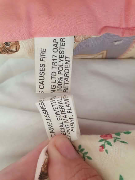 Photo of free 2 small cushions (New Greens AL3) #2